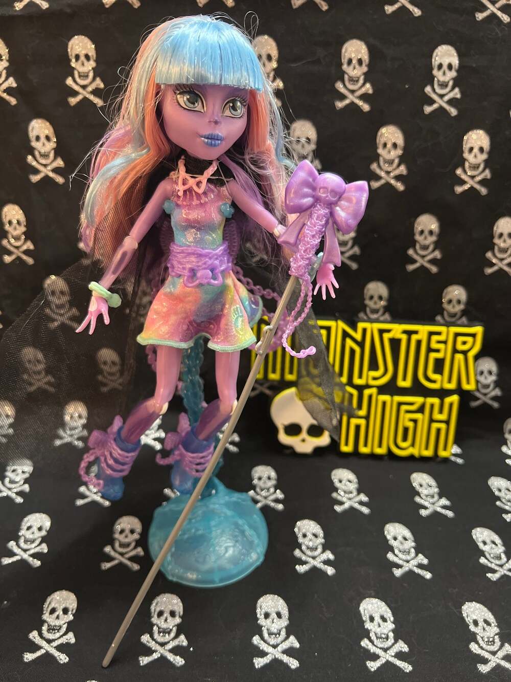 Monster High Haunted River Styxx Doll With Staff & Stand Included